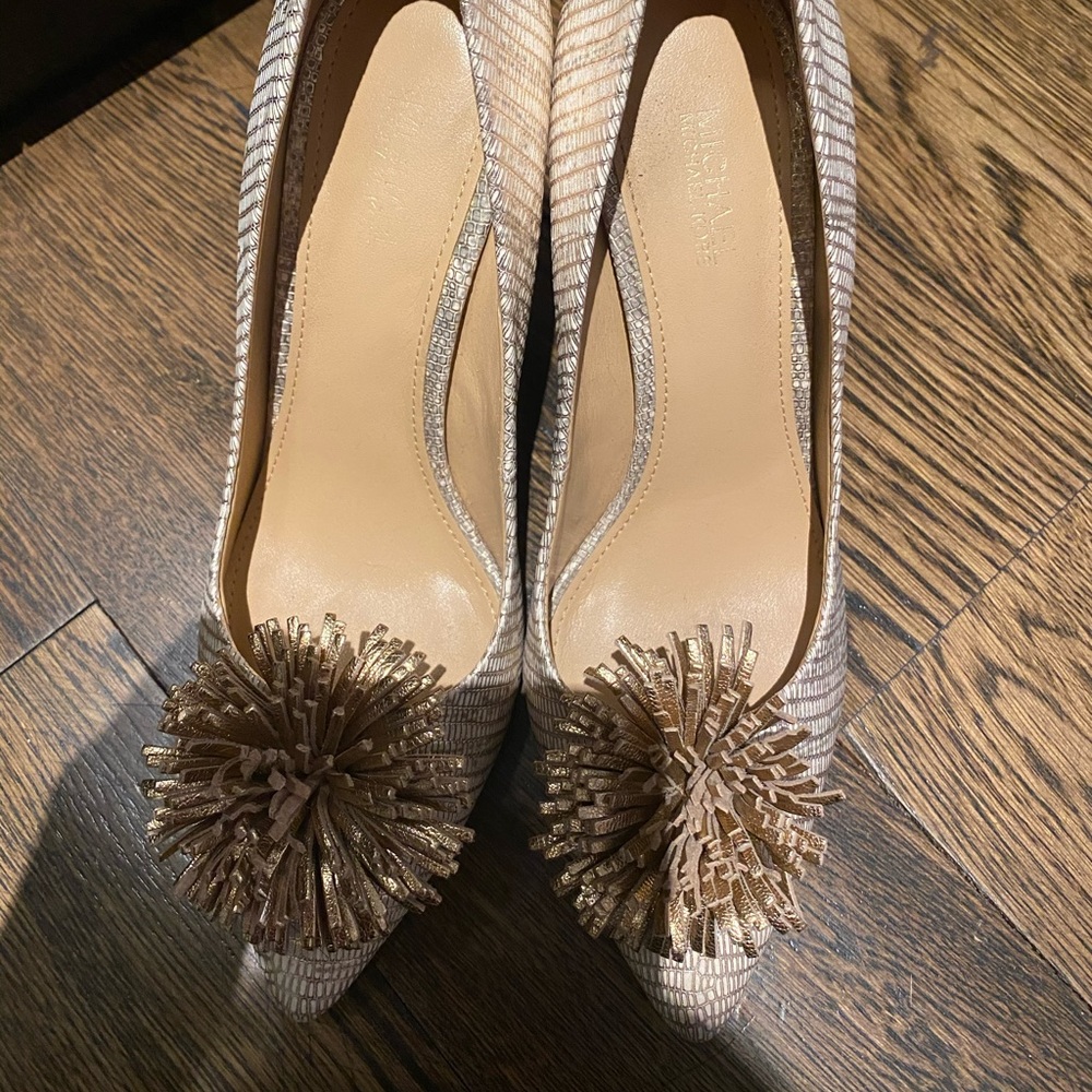 Michael Kors heel